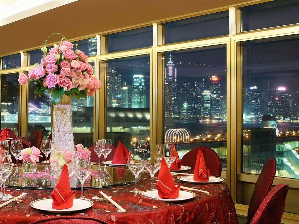 The Royal Pacific Hotel & Towers Hongkong Exterior foto
